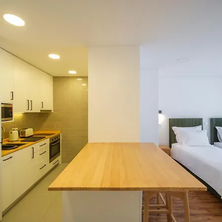 Апартаменты Azimute2 T0 Moderno Centro Historico Angra *