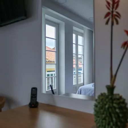 Apartamento Azimute2 T0 Moderno Centro Histórico Angra Angra do Heroísmo
