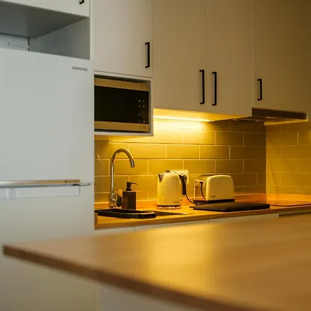 شقة Azimute2 T0 Moderno Centro Historico Angra أنغرا دو إِراويزو