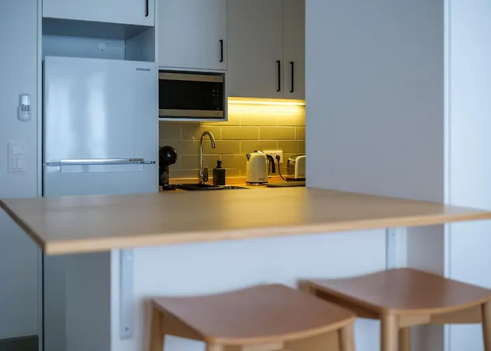 Azimute 2 - T0 Moderno Centro Historico Angra * Angra do Heroísmo