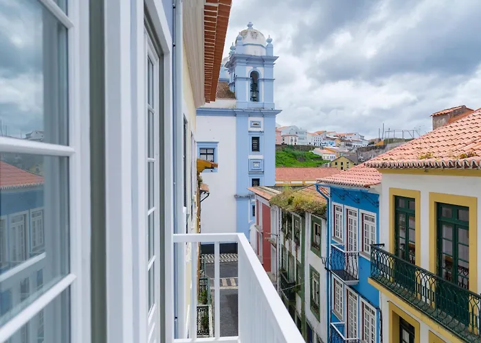 Azimute 2 - T0 Moderno Centro Historico Angra Apartmán *